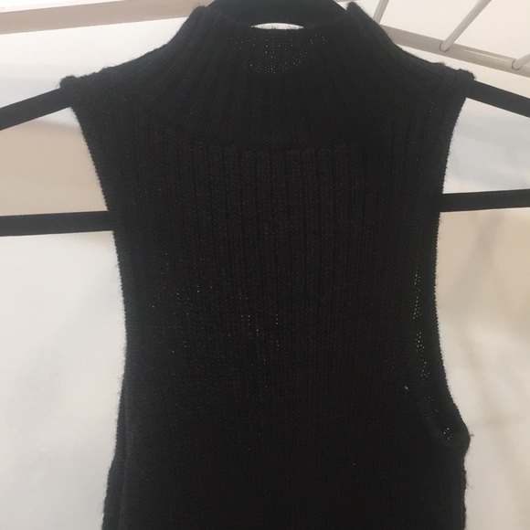 Sparkle & Fade Size Small Sleeveless Turtleneck Black Sweater - Picture 4 of 4